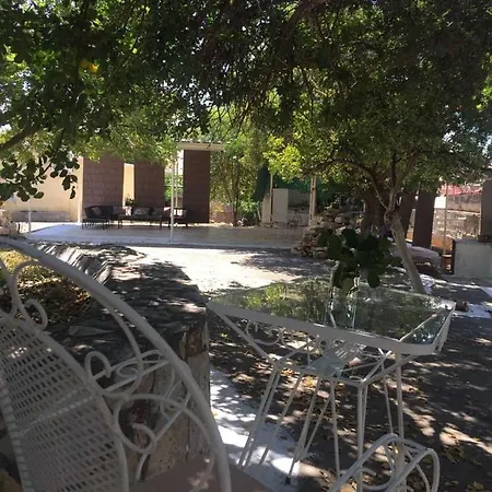 αγρόκτημα χελωναριά - Agroktima Chelonaria Hostel *